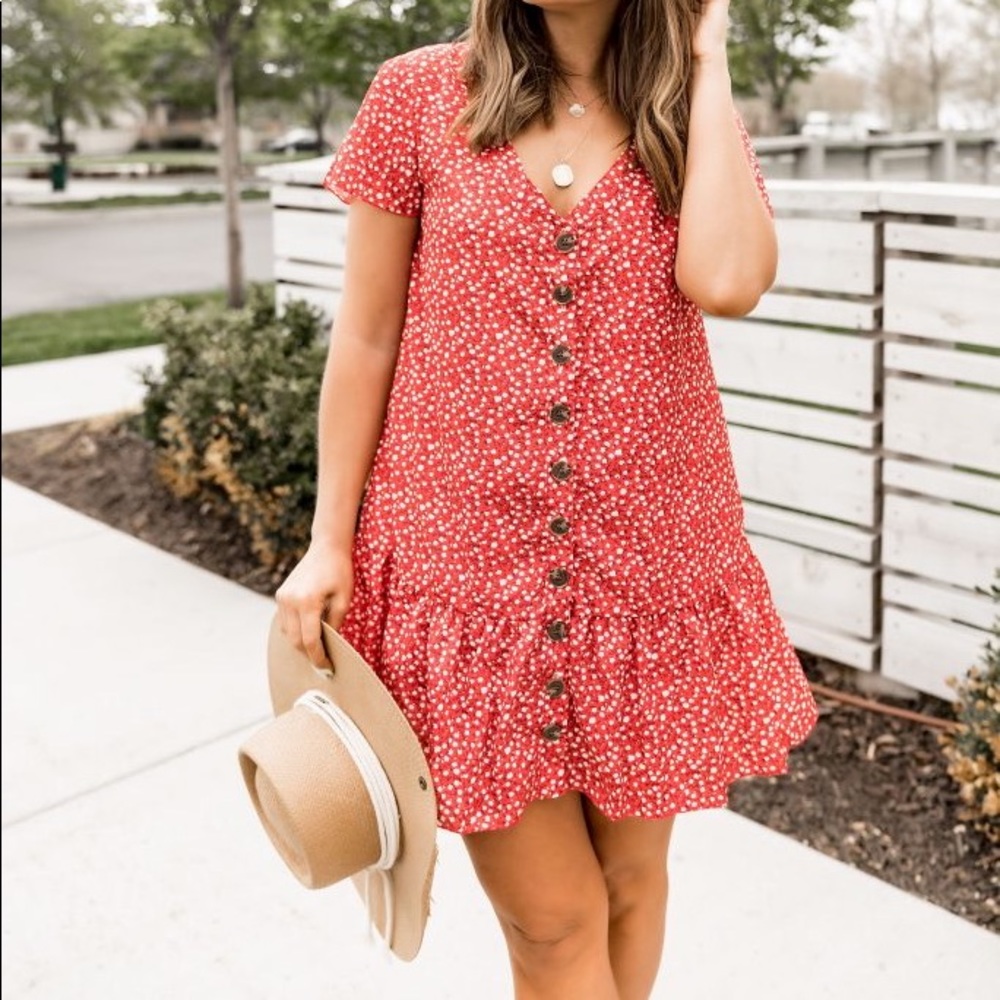 Goodnight Macaroon Zuri Dotted Print button front dress